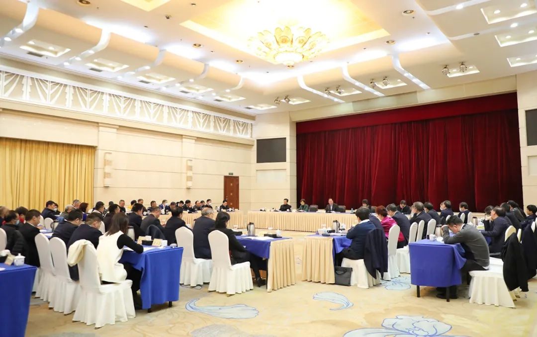 毛偉明省長出席全省民營企業家座談會，湘江電纜董事長侯少斌應邀參加