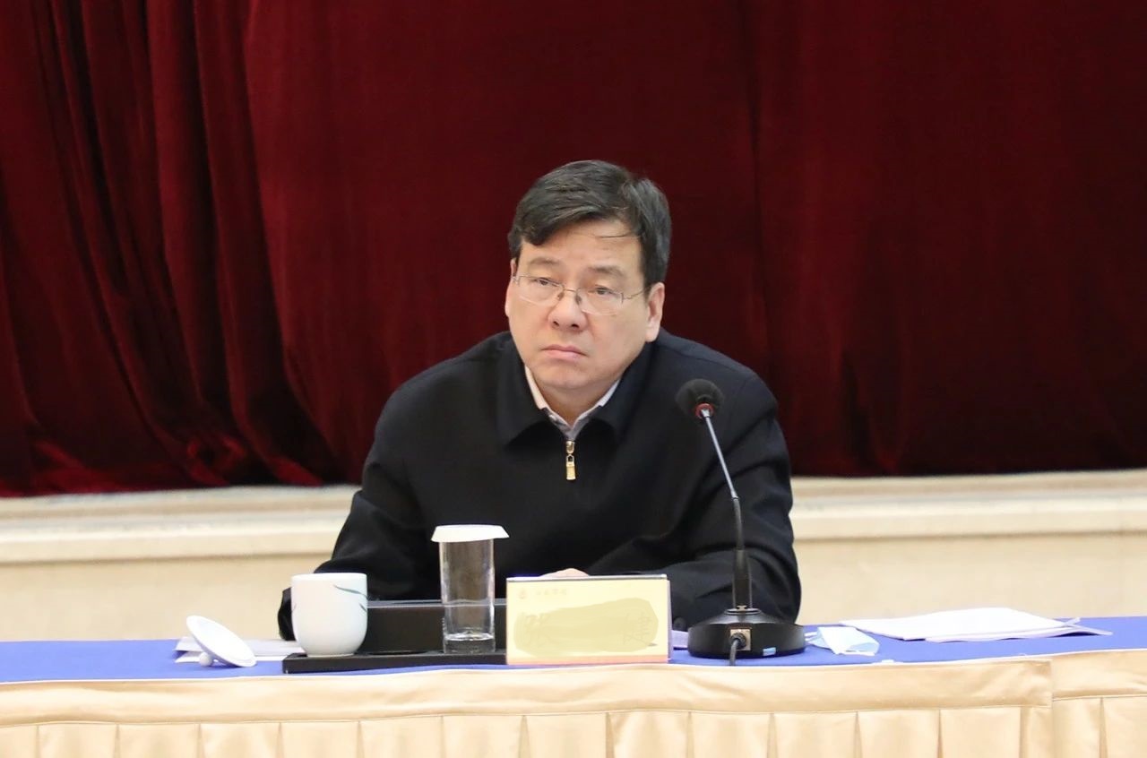 毛偉明省長出席全省民營企業家座談會，湘江電纜董事長侯少斌應邀參加