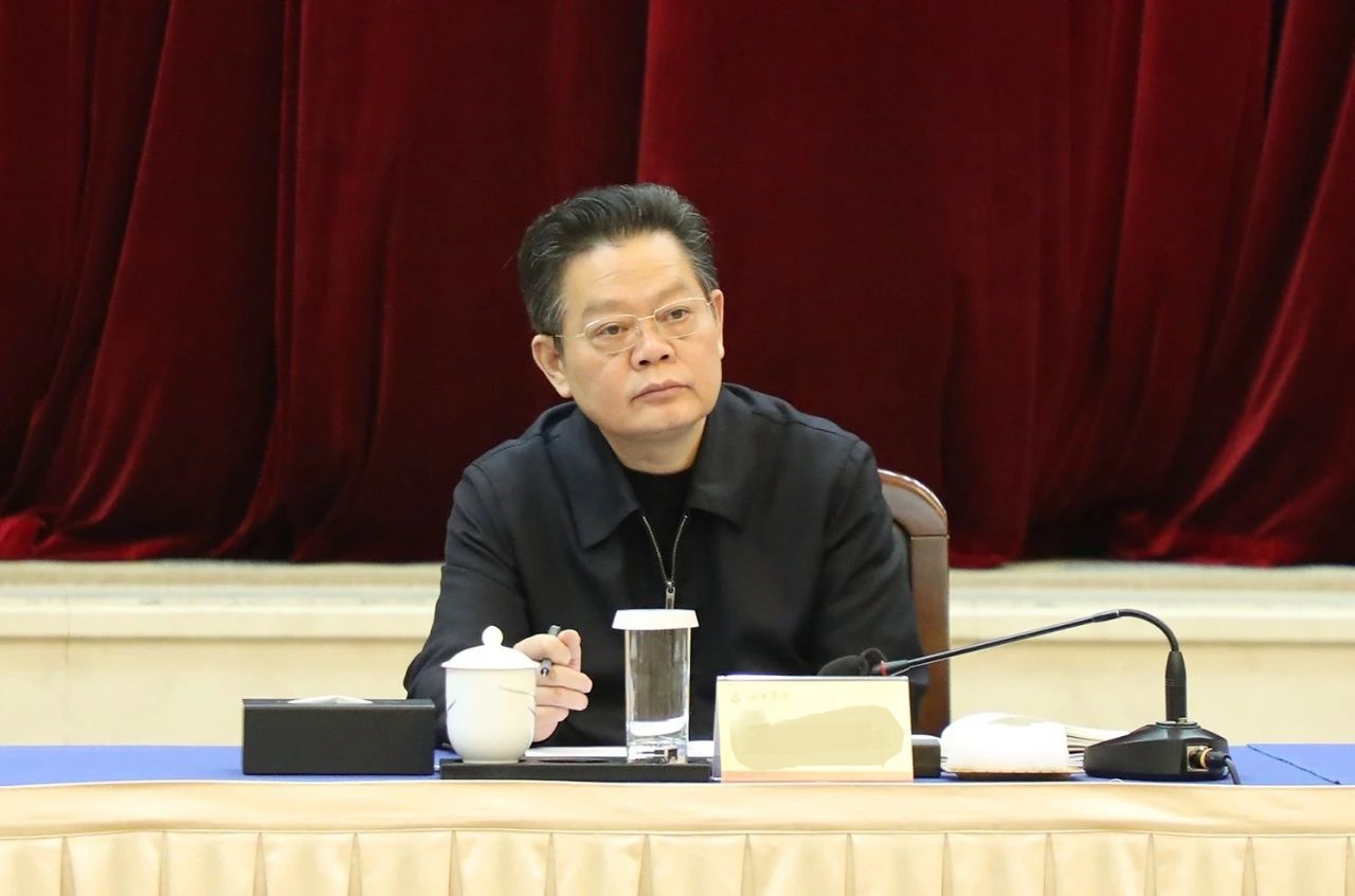 毛偉明省長出席全省民營企業家座談會，湘江電纜董事長侯少斌應邀參加