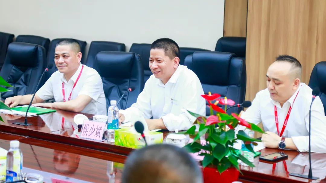 揭陽市委常委，揭西縣委書記劉端雄等領導一行參觀考察湘江電纜
